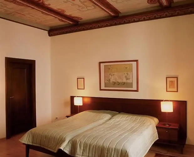 Cerna Liska Hotel 4*