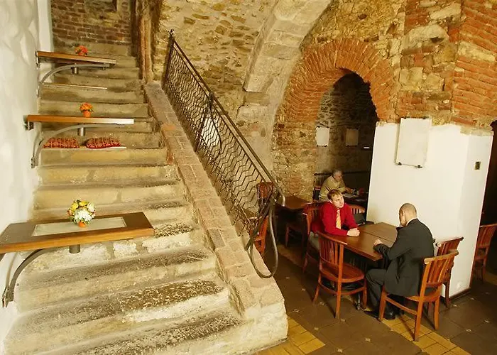 Cerna Liska Hotel